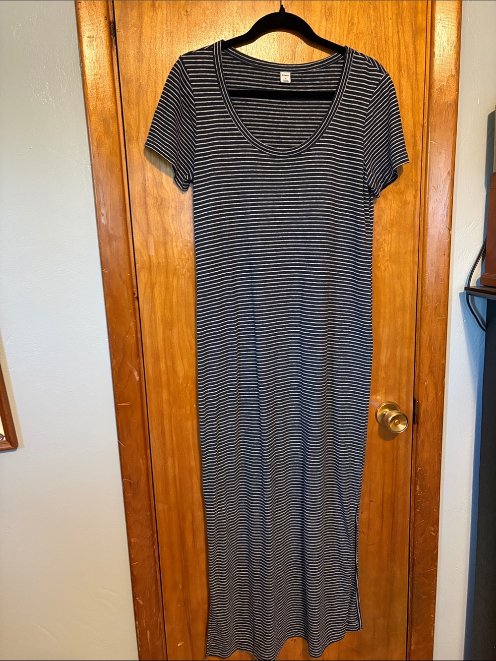 Old Navy Navy and White Striped Maxi Dress - Size M